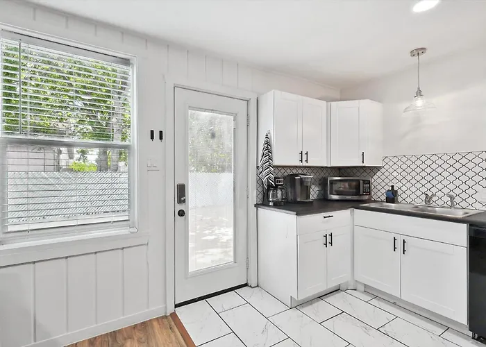 Apartment Delightful 1br 1ba Cozy Flat